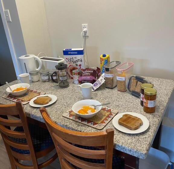 민박 Swanson Waitakere Stay In Scenic Sunrise