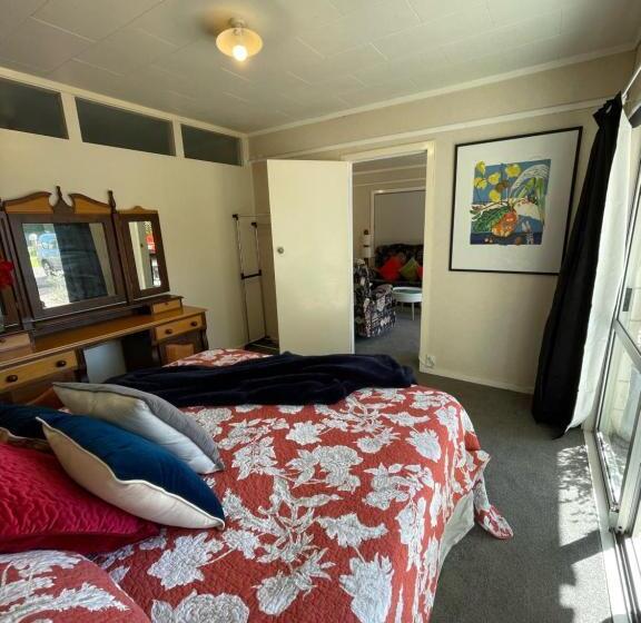 민박 Swanson Waitakere Stay In Scenic Sunrise