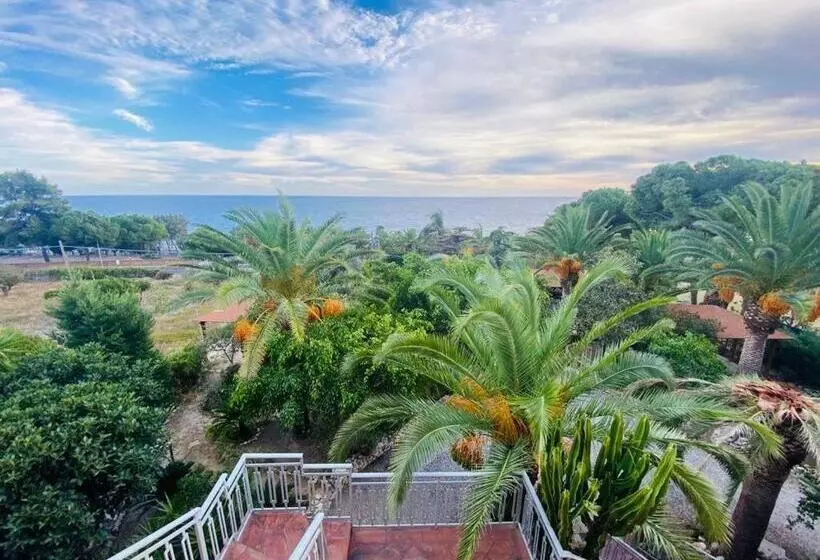 Aamiaismajoitus (B&B) Una Finestra Sul Mare
