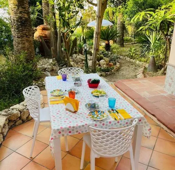 Aamiaismajoitus (B&B) Una Finestra Sul Mare