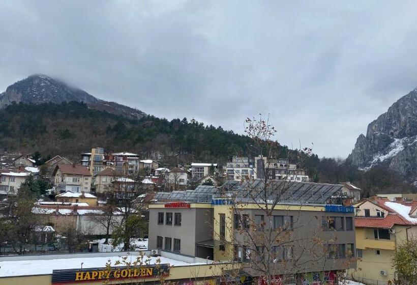 בית מלון כפרי хотел враца