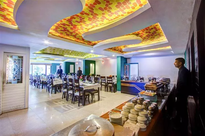 ホテル The North Wind In City Center, Manali