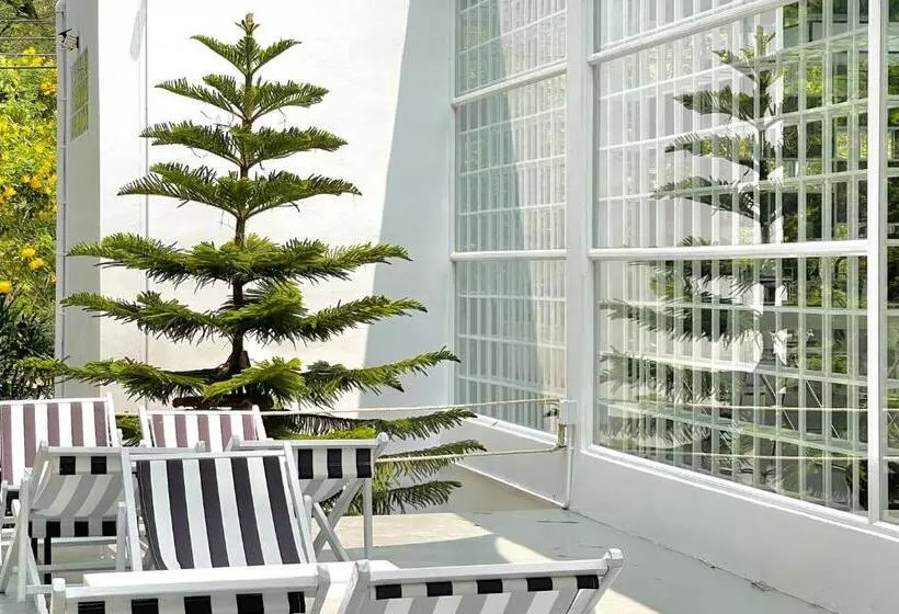 Hotelli It My Life Cafe X Camp