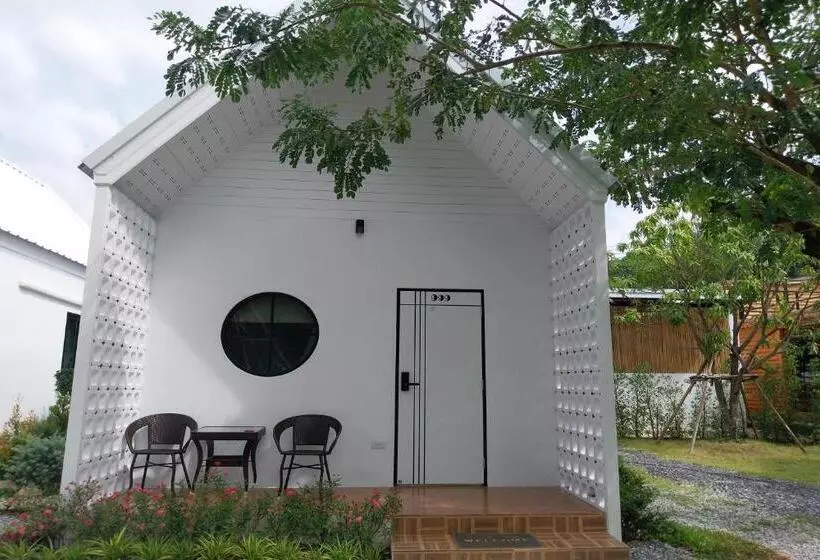 Hotelli It My Life Cafe X Camp