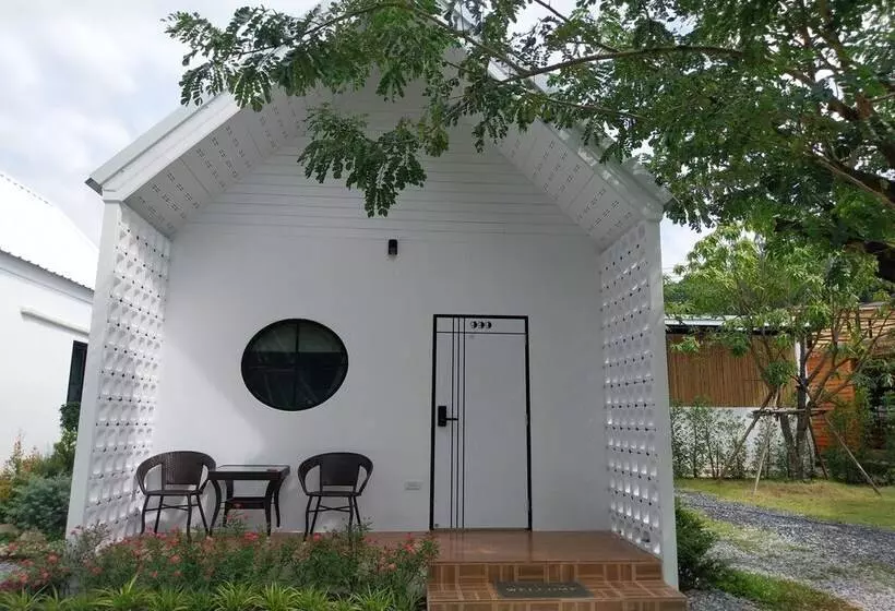 Hotelli It My Life Cafe X Camp