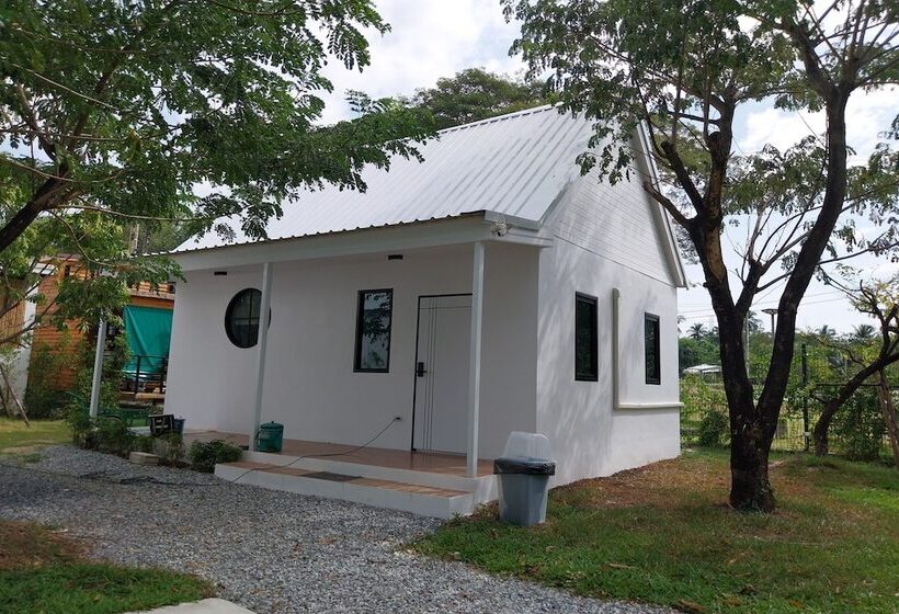 Hotel It My Life Cafe X Camp