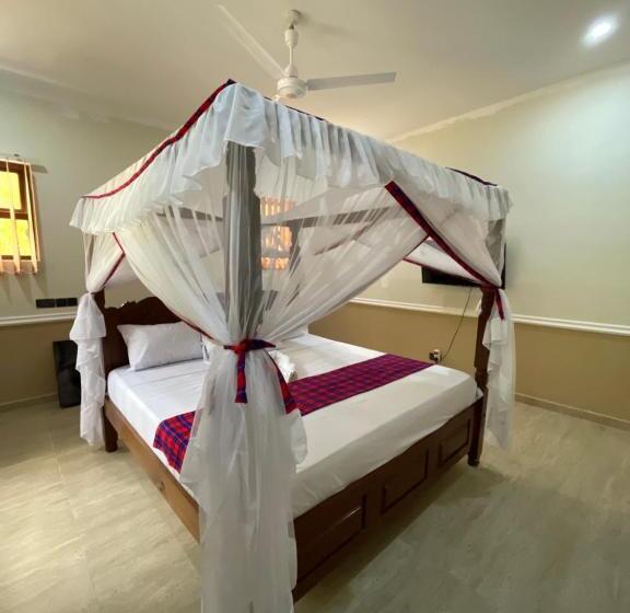 هتل Maasai Koroga