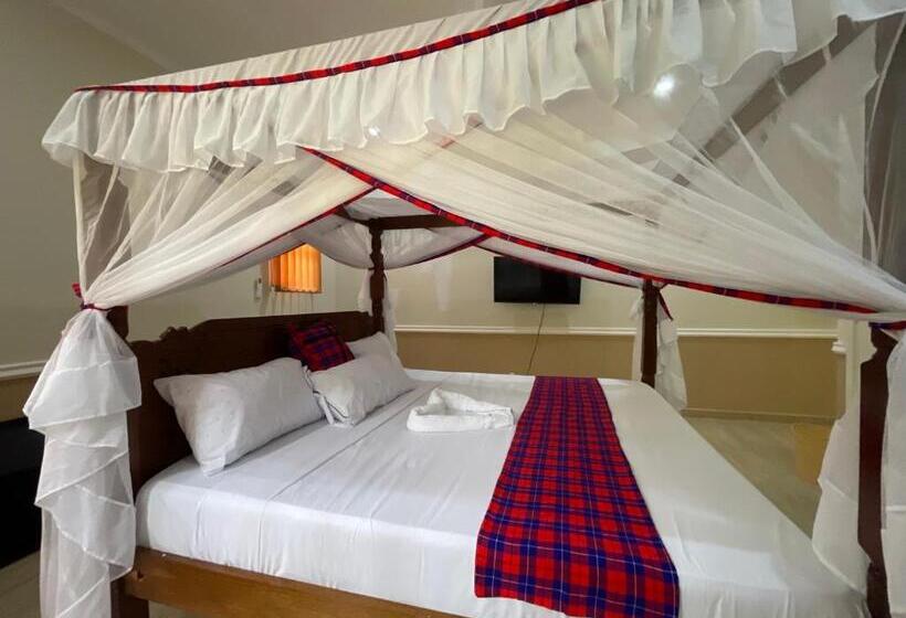 هتل Maasai Koroga