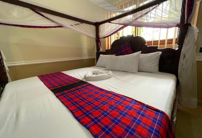 هتل Maasai Koroga