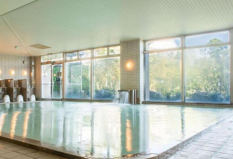 בית מלון כפרי Mercure Wakayama Kushimoto Resort & Spa