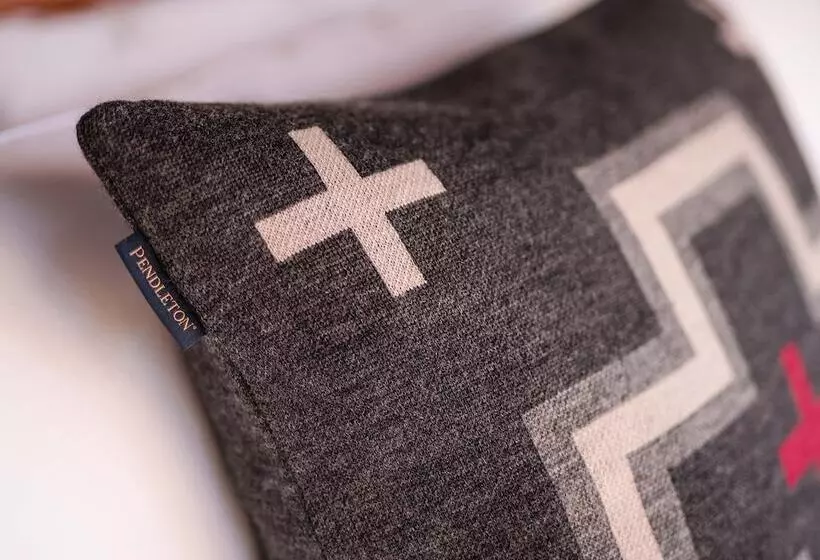 Hotelli Pagosa River Domes