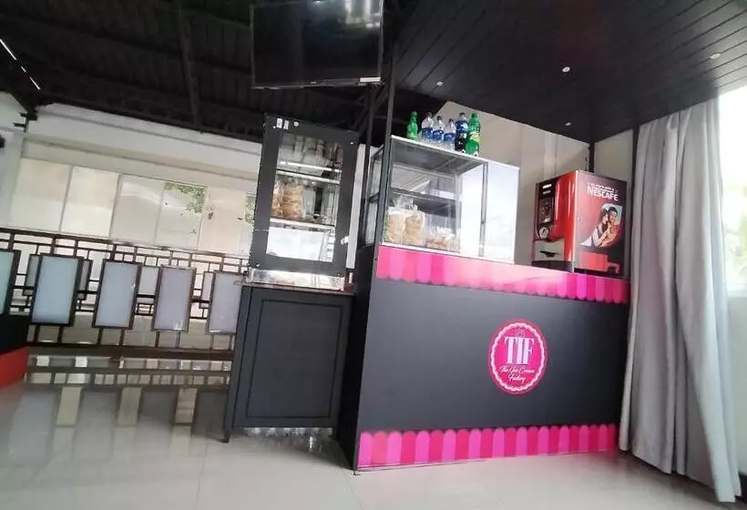ホテル Step To Town Resort Anuradhapura