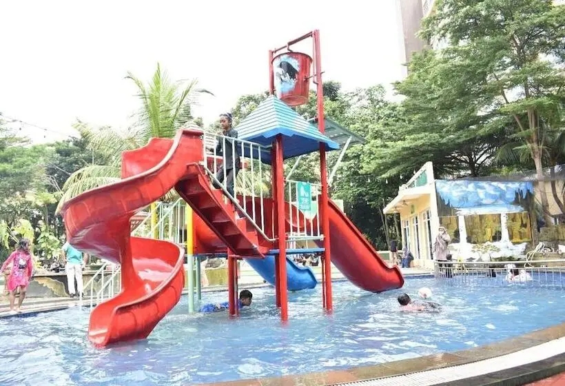 Lorin Syariah Hotel Sentul