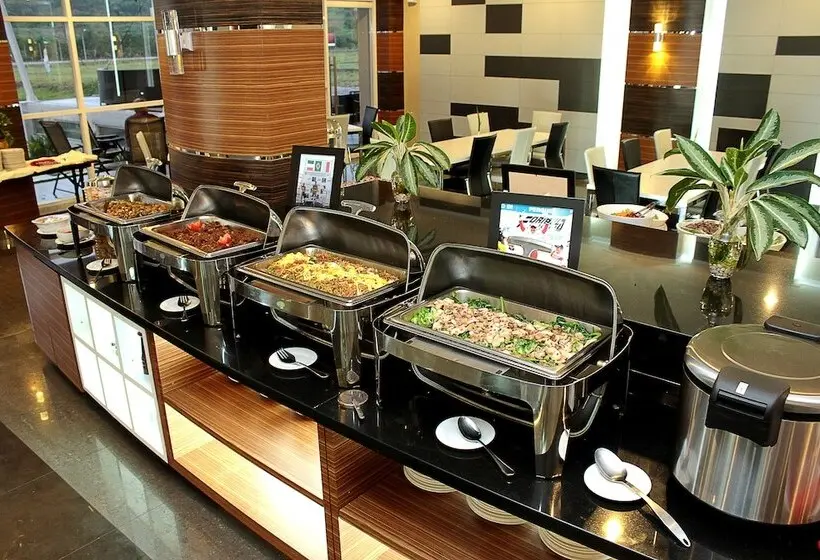 Lorin Syariah Hotel Sentul