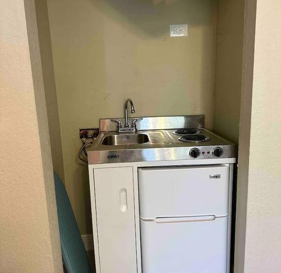 Panzió Charming Lakeview Retreat Ii