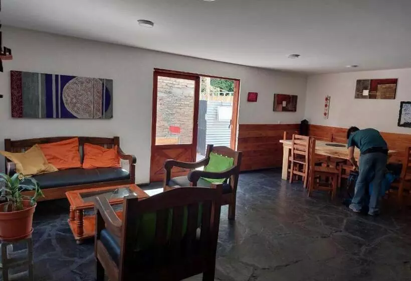 ペンション Hostal Bodegon