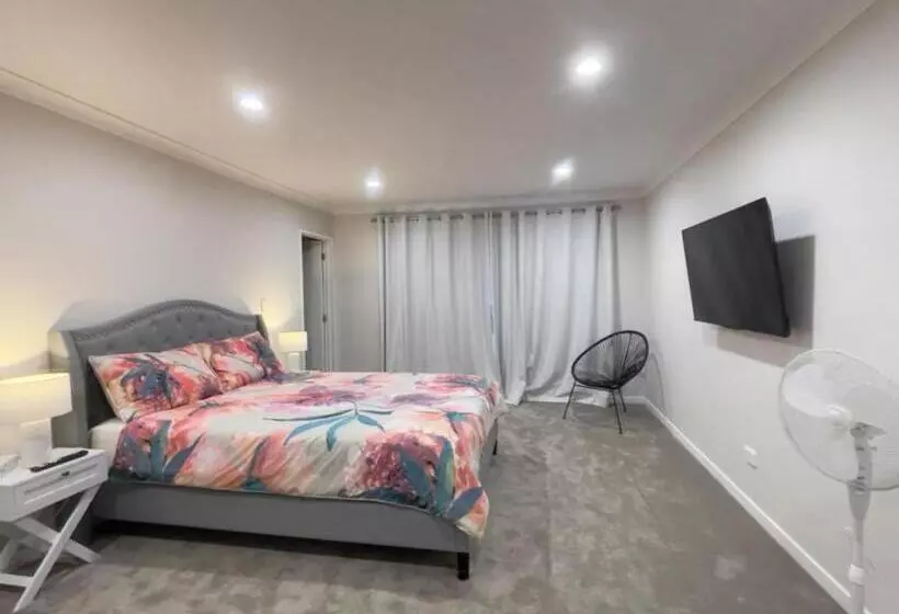 ペンション Murphys Guest Home