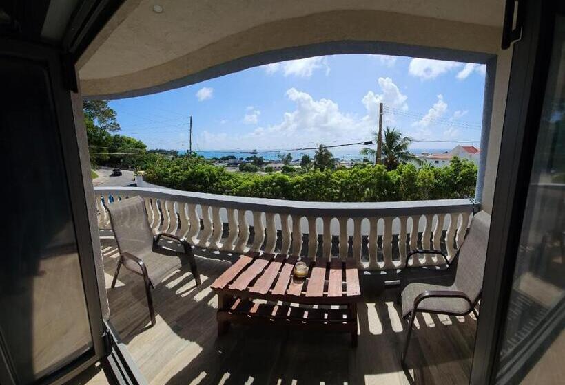 پانسیون Shkyblue Suites