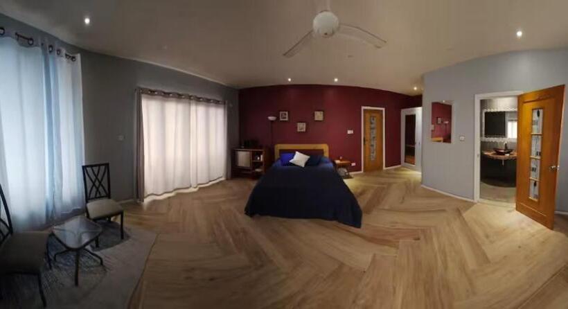 پانسیون Shkyblue Suites