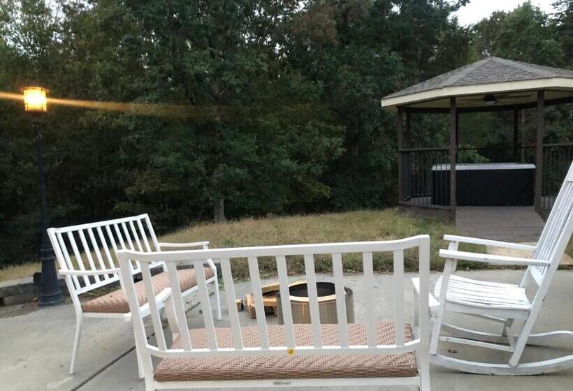 Курорт Enchanted Woods