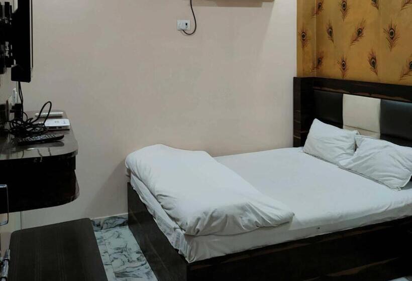 Spot On Shree Krishna Hotel And Restaurant