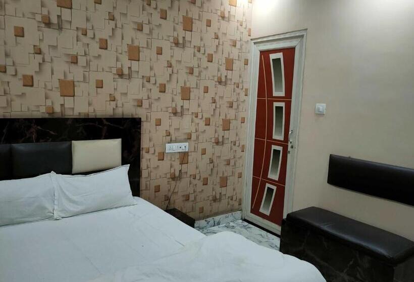 Spot On Shree Krishna Hotel And Restaurant