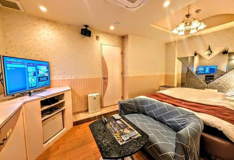 ホテル　ネグレスコ