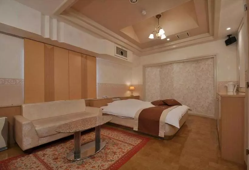 ホテル　ネグレスコ