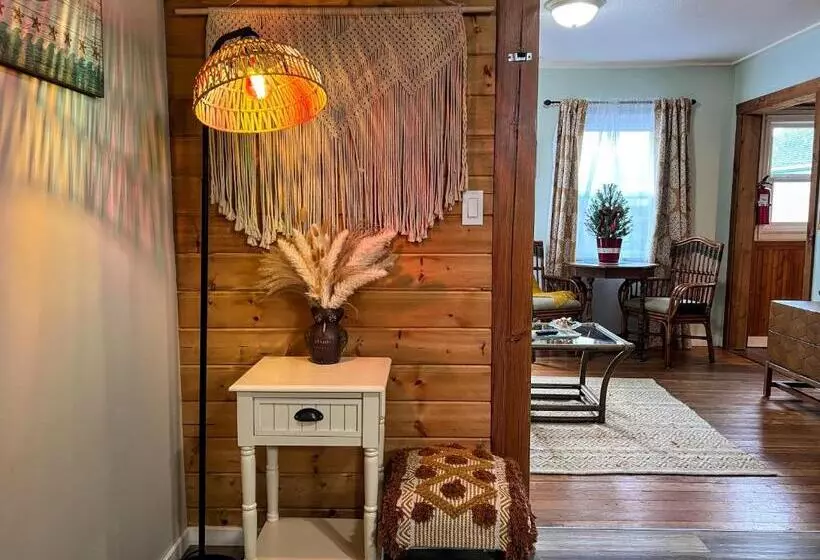 Retkeilymaja Seafare