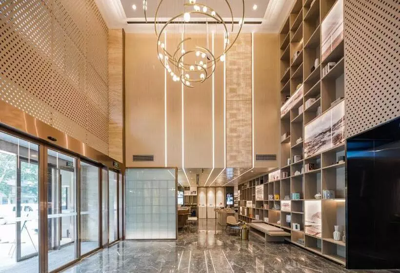 Atour Hotel Handan New Century