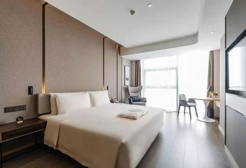 Atour Hotel Handan New Century