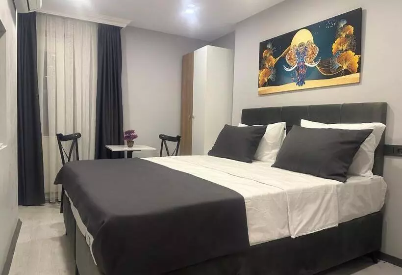 Aya Langa Guesthouse