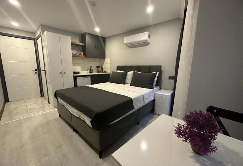 Aya Langa Guesthouse