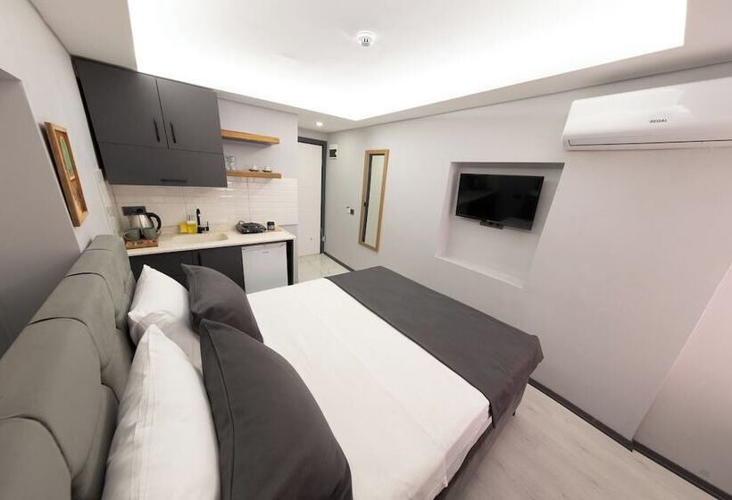 Aya Langa Guesthouse