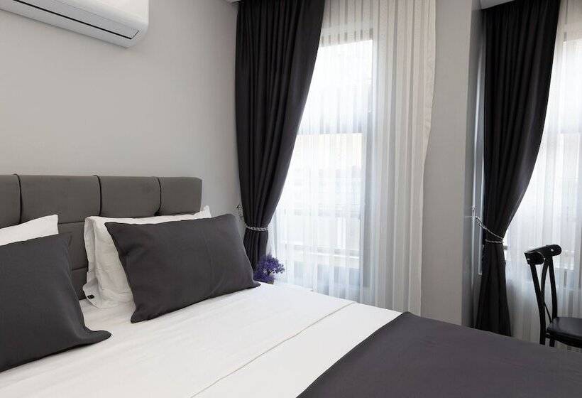 Aya Langa Guesthouse