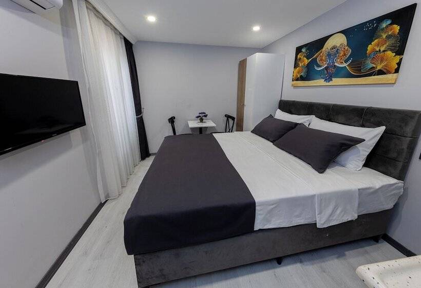 Aya Langa Guesthouse