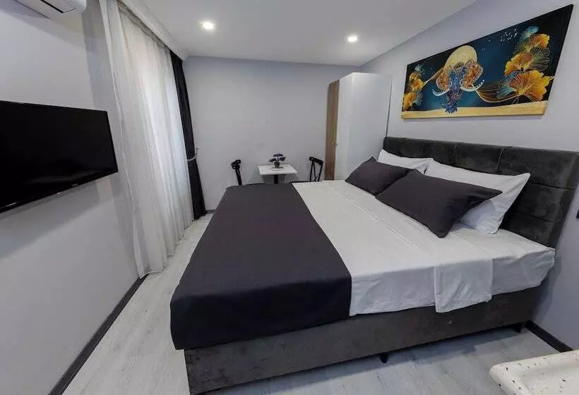 Aya Langa Guesthouse