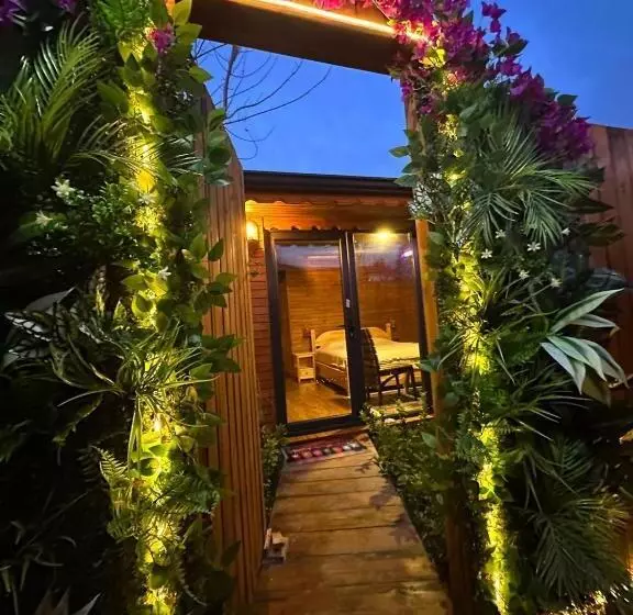ベッドアンドブレックファースト Gardan Bungalov