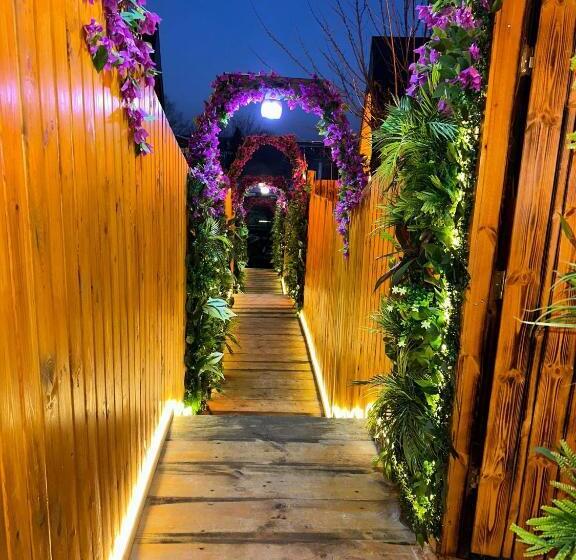 Bed and Breakfast Gardan Bungalov