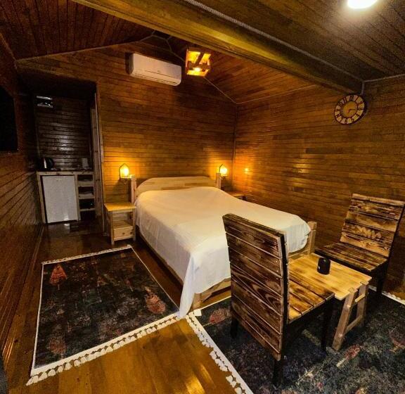 Bed and Breakfast Gardan Bungalov