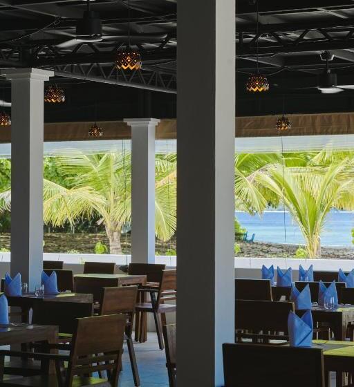 هتل Akomadoo Retreat