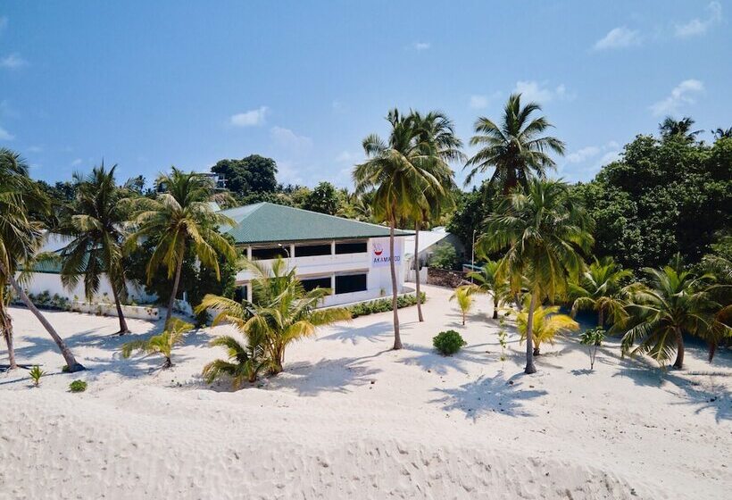 هتل Akomadoo Retreat