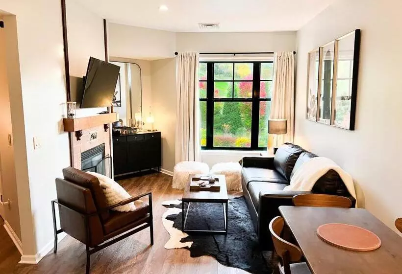 Hotelli Cozy Mountain View Condo