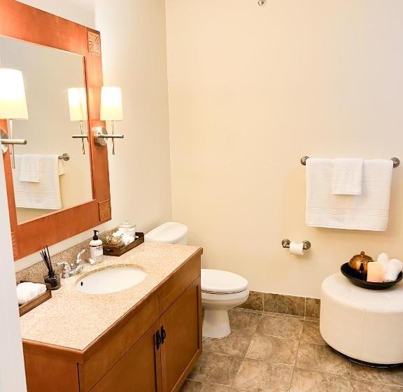 Отель Cozy Mountain View Condo