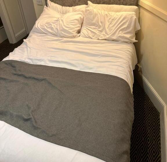 胶囊酒店 81 Causeyware Road