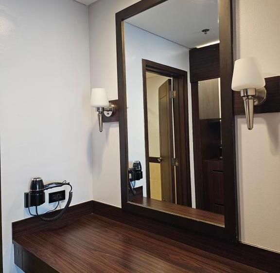 Hotel Baguio Forest Lodge At Camp John Hay 004