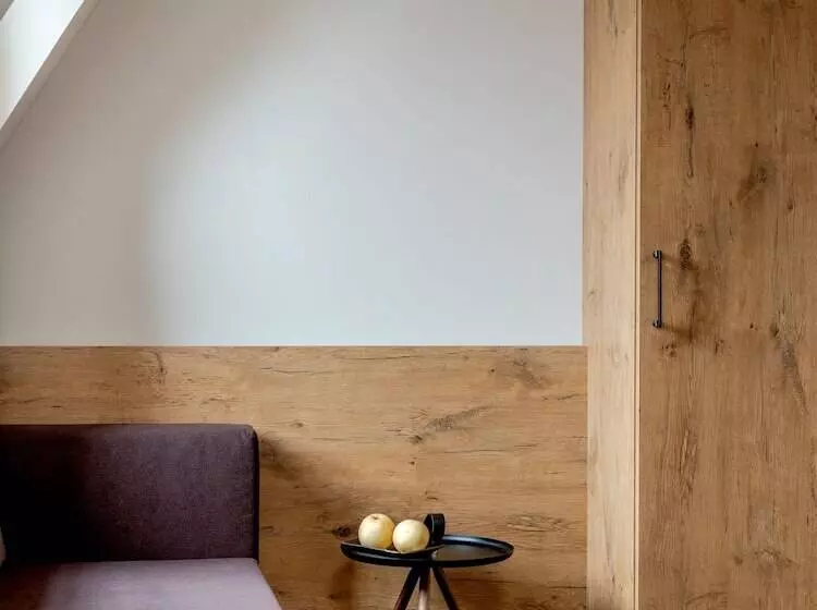 ホテル Nashi Rooms