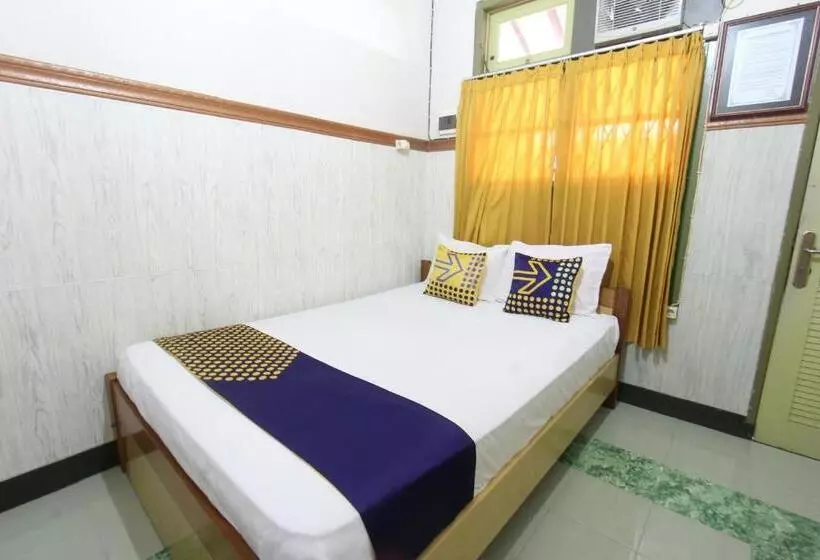ホテル Oyo 93247 Pondok Pariwisata