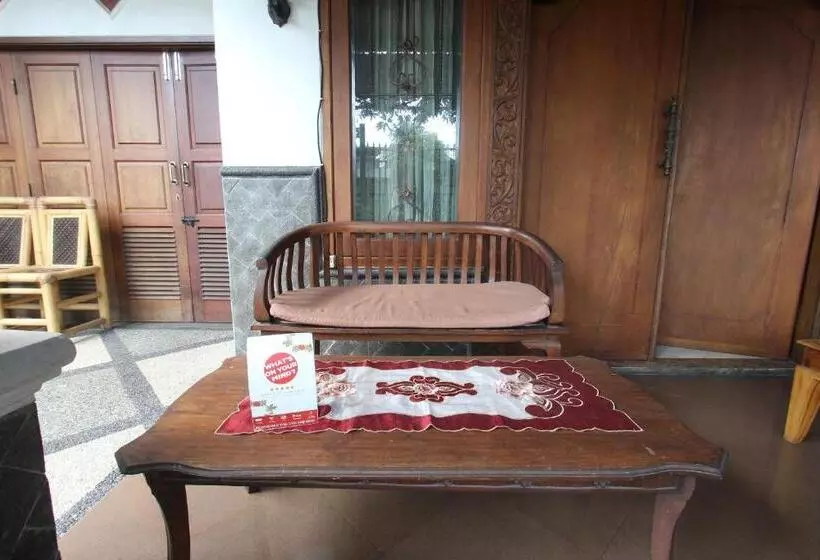 ホテル Oyo 93247 Pondok Pariwisata