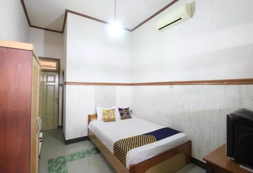 ホテル Oyo 93247 Pondok Pariwisata